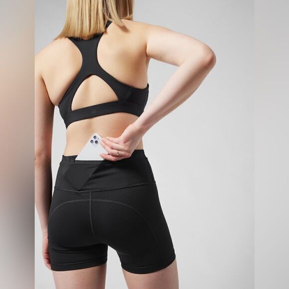 Athleta Accelerate Shortie  - Picture 5 of 12